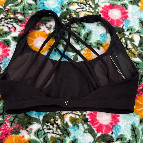 Victoria's Secret Black Strappy Sports Bra - Picture 2 of 3